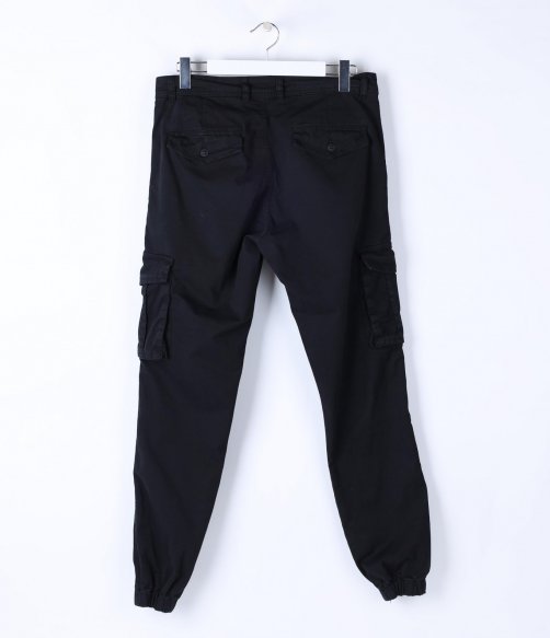Черен